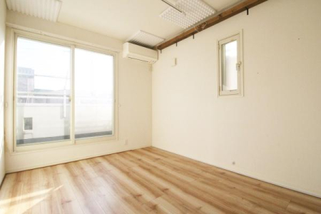 m@2K쐼5.75̗m
hɗDꂽdTbV͊ȎƉR}܂BCɂ点SȂ̖Ɂ