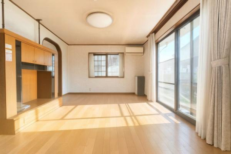 rO@1K@17.2LDK
傫IuƂłLrOACeA̔zul̂yȂ܂B